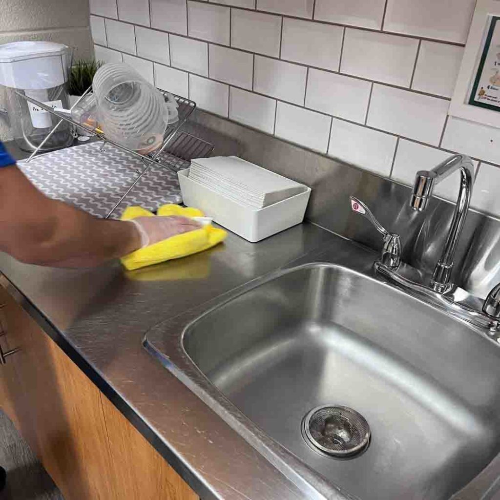 Eco-Friendly Cleaning Toronto janitorial services near me, condo cleaning services